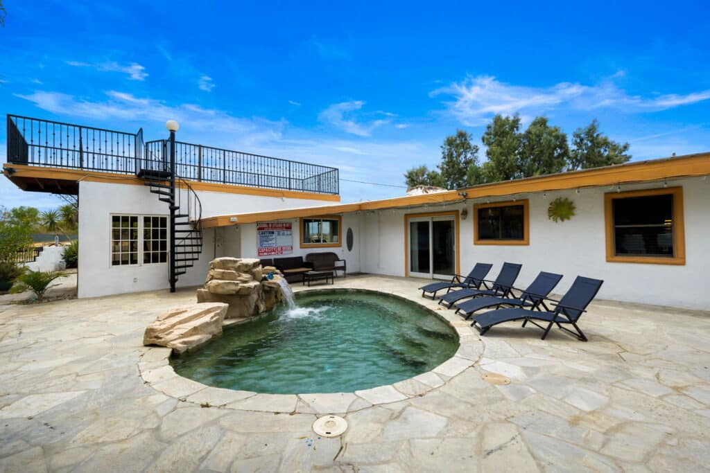 Swimming pool at Phoenix Rising rehab center in Palm Springs California